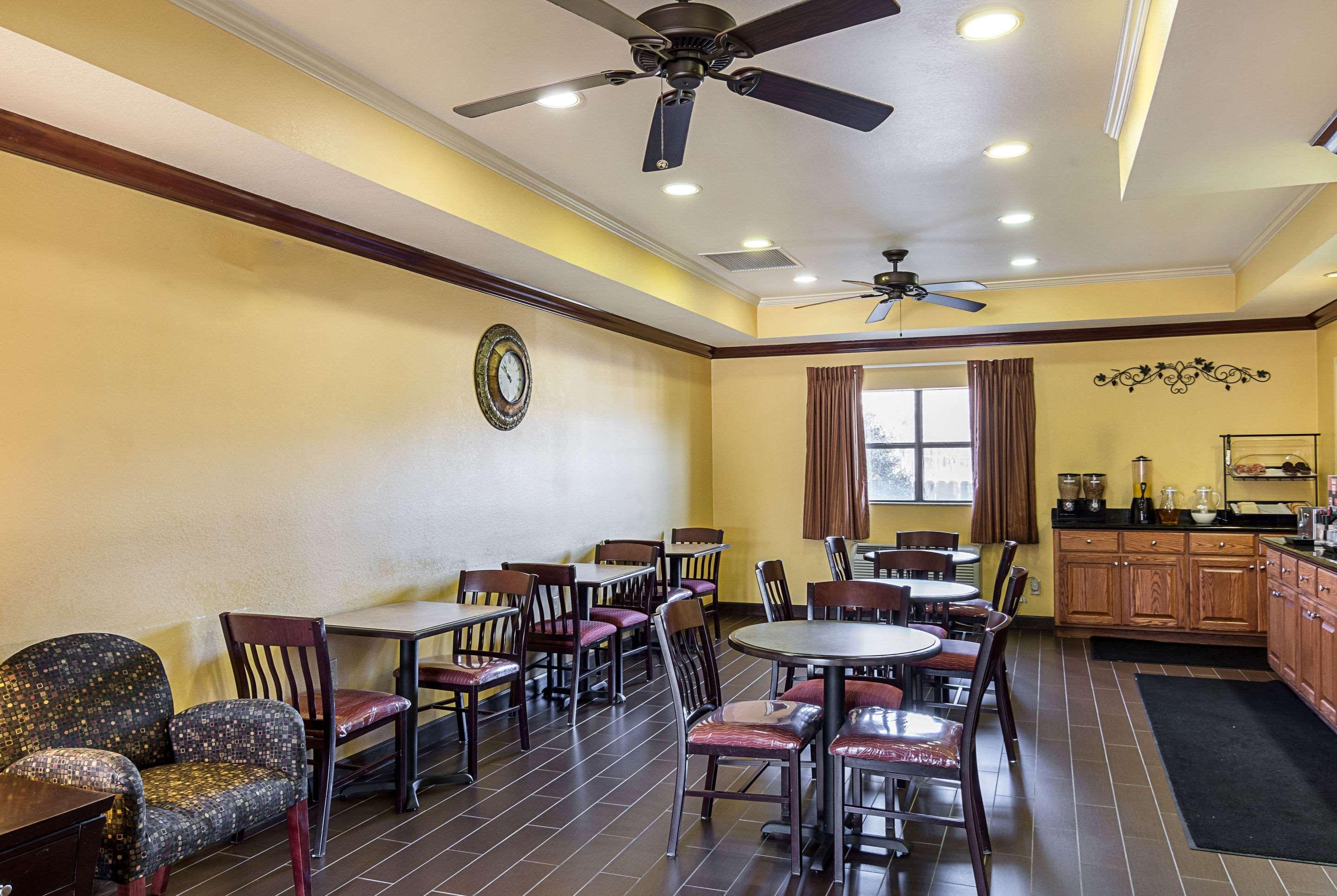 Econo Lodge Inn & Suites Little Rock Sw Kültér fotó