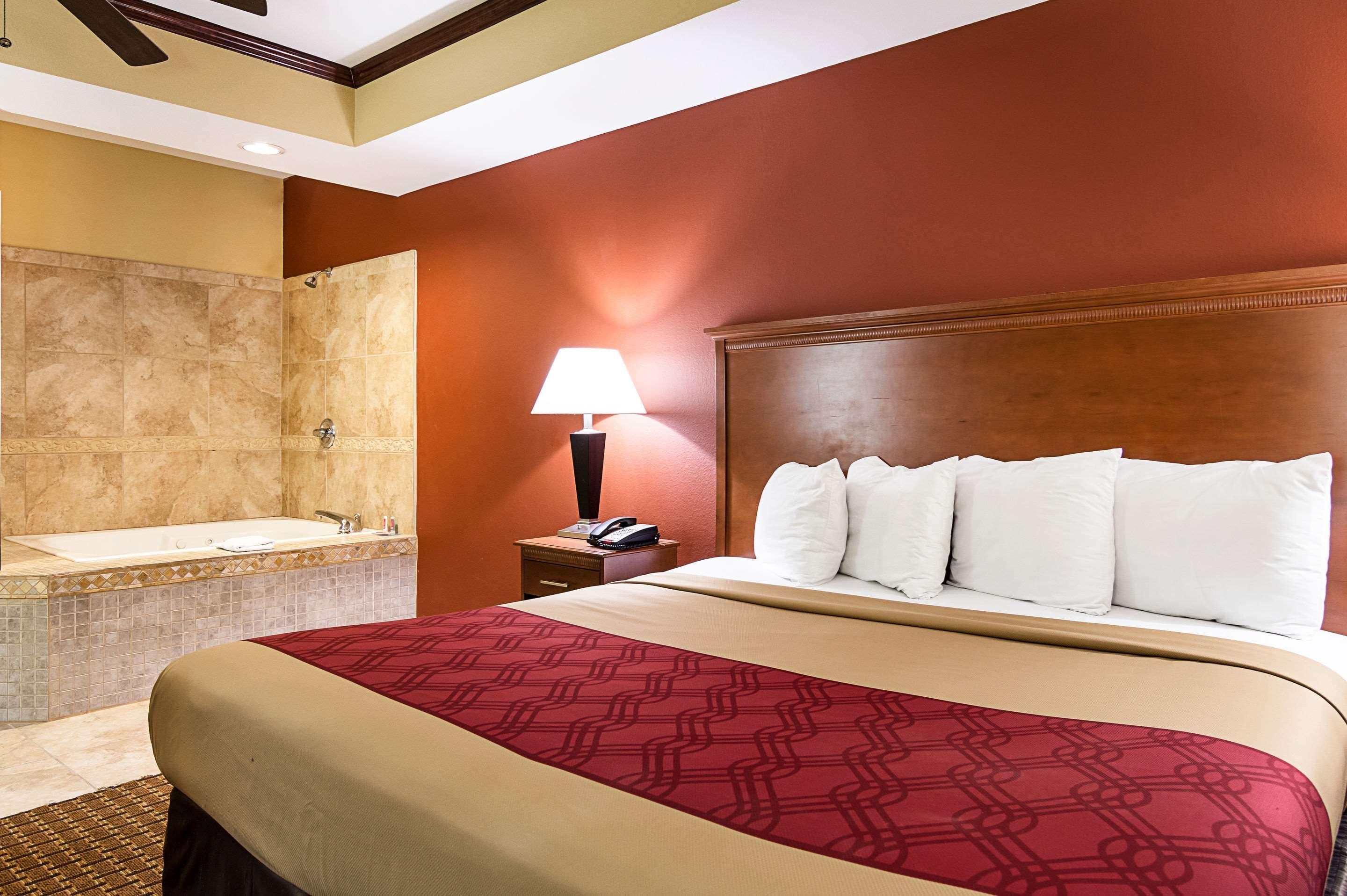 Econo Lodge Inn & Suites Little Rock Sw Kültér fotó